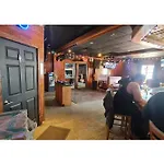 Werry\'S Cottages Motel & Pub By Oyo East Stroudsburg Poconos