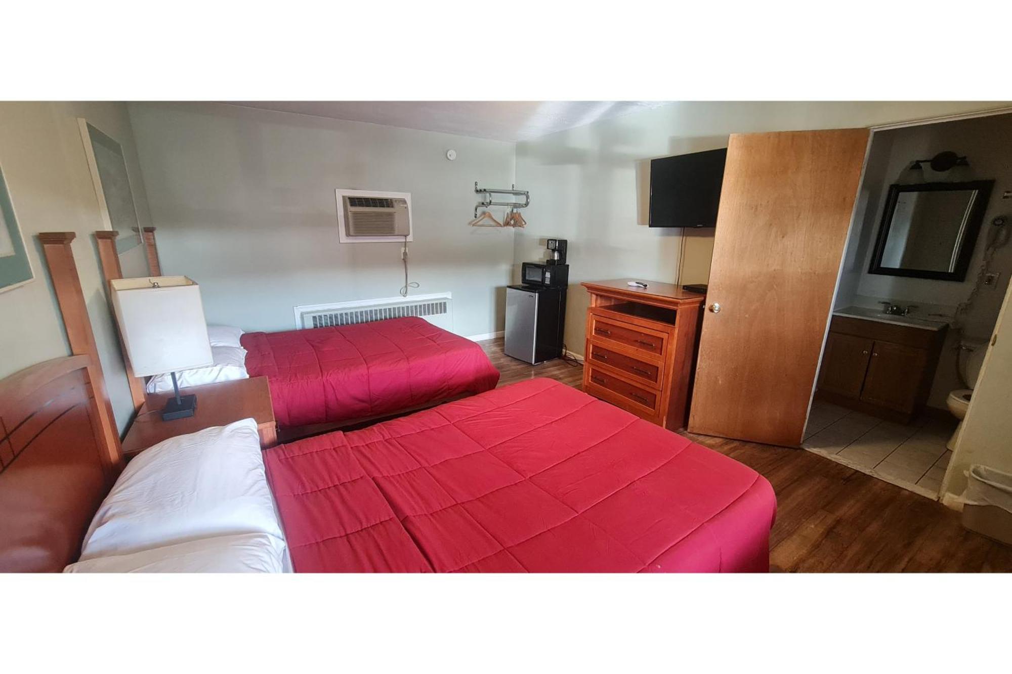 Werry's & Pub By Oyo Poconos Hotel